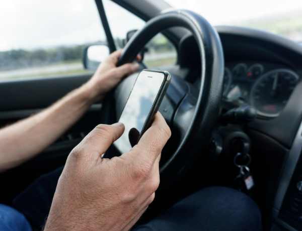 How To Avoid Texting While Driving